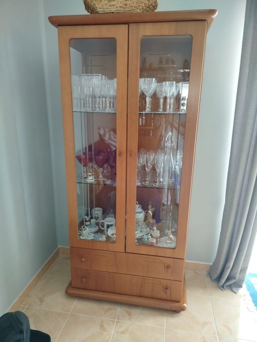 Móvel, Vitrine, prateleiras vidro