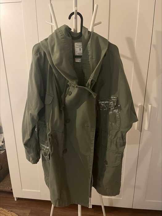 Corta vento verde ZARA