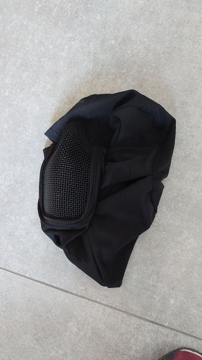 Pistola e equipamentos de airsoft