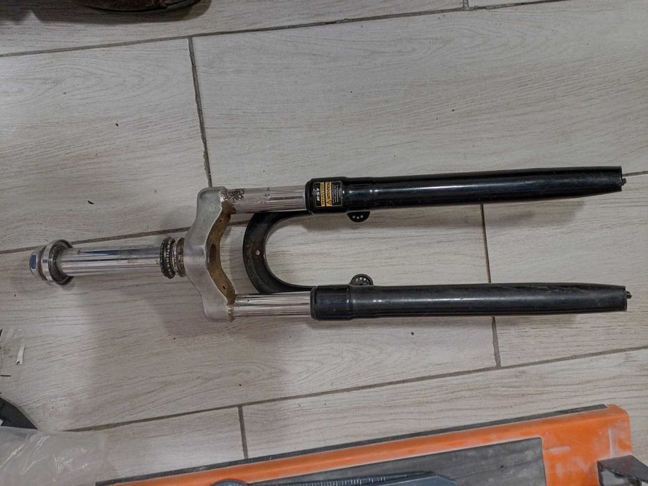 Вилка RST Omni 156 E , на колесо 26"