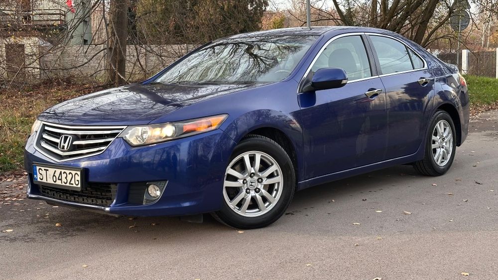Honda Accord VIII 2.0 benzyna ** Automat ** w pelni sprawna 2x opony