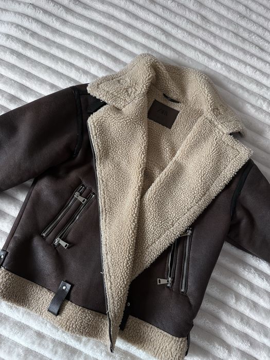 Дубленка та жилетка ZARA