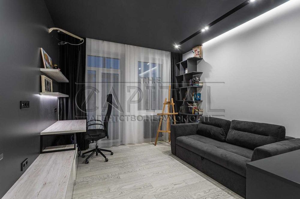 Продаж сучасна квартира 4-кімнати  вул. Лаврська 6 3 СПАЛЬНІ ЦЕНТР