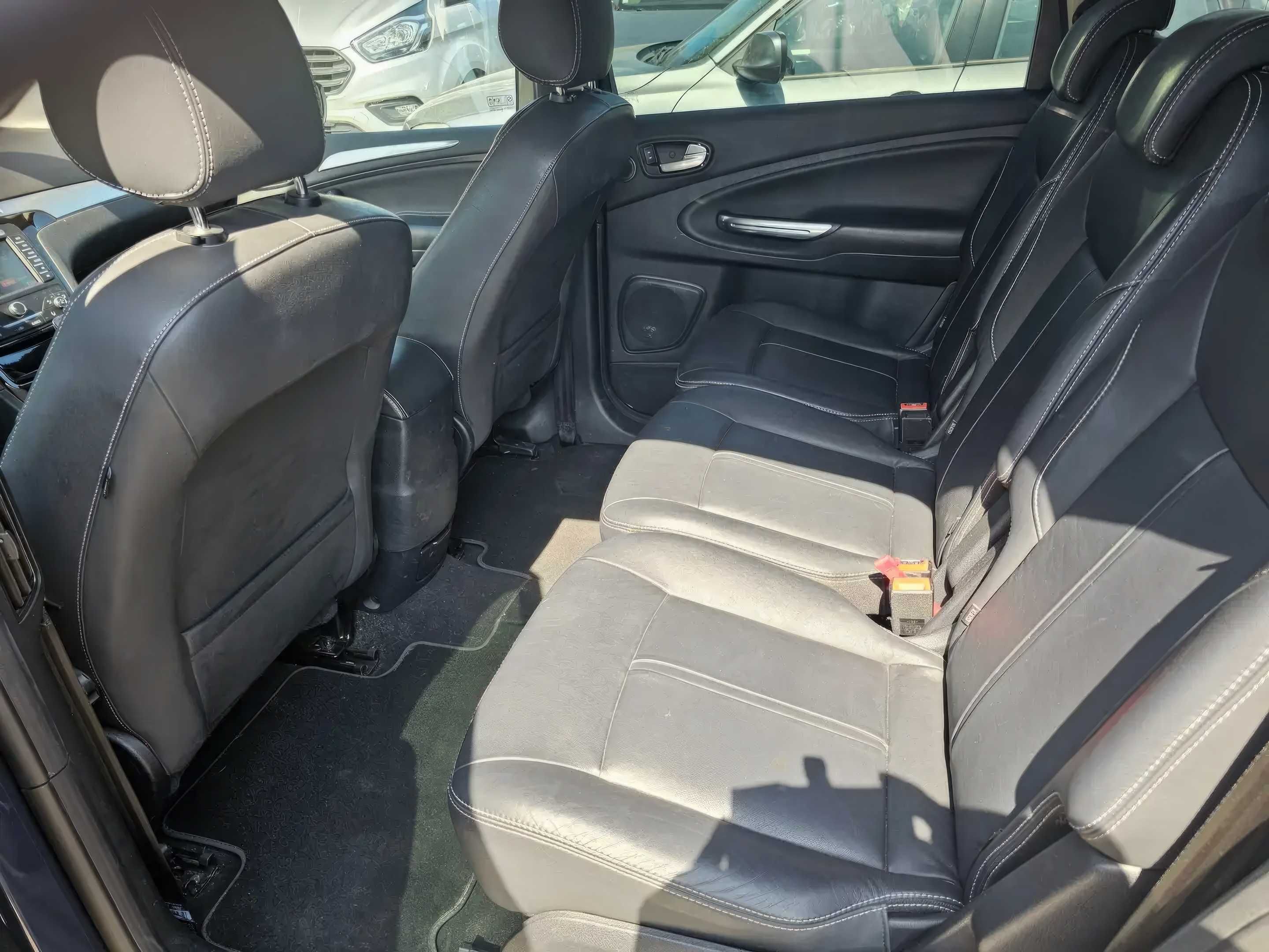 2014 Ford S-Max Titanium