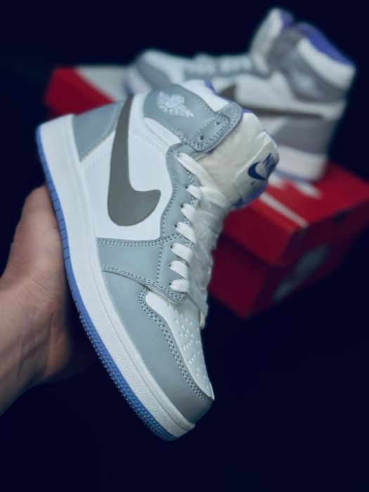 Высокие кеды кроссовки на зиму Nike/ кросовки для девушек/женщин найк