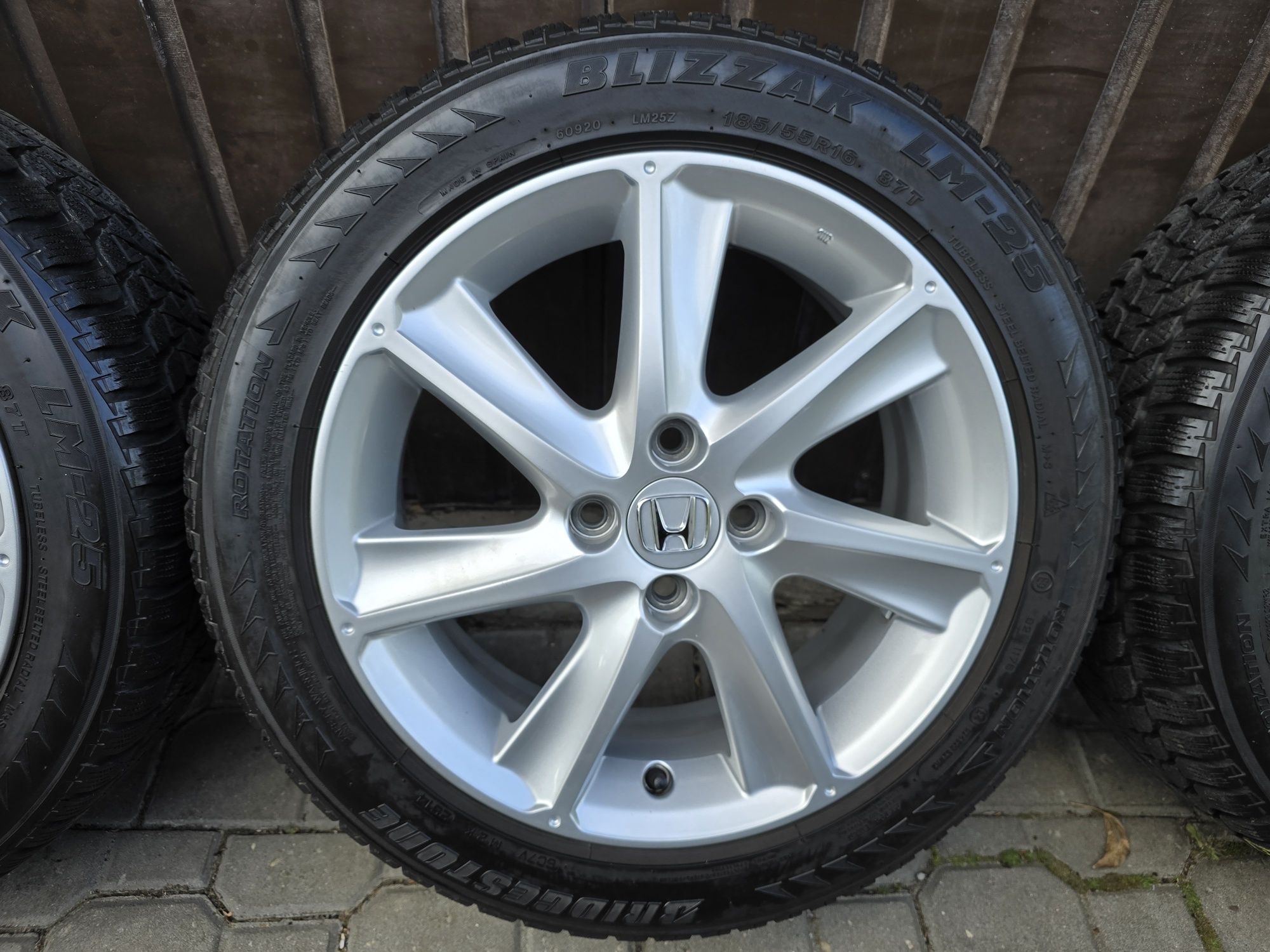 Felgi z oponami 185/55R16 Honda Jazz 4x100 Civic City CRX 16"