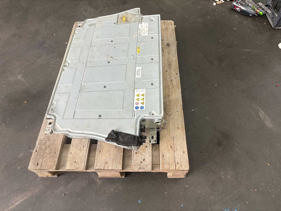 Mercedes bateria miekka hybryda 205/213