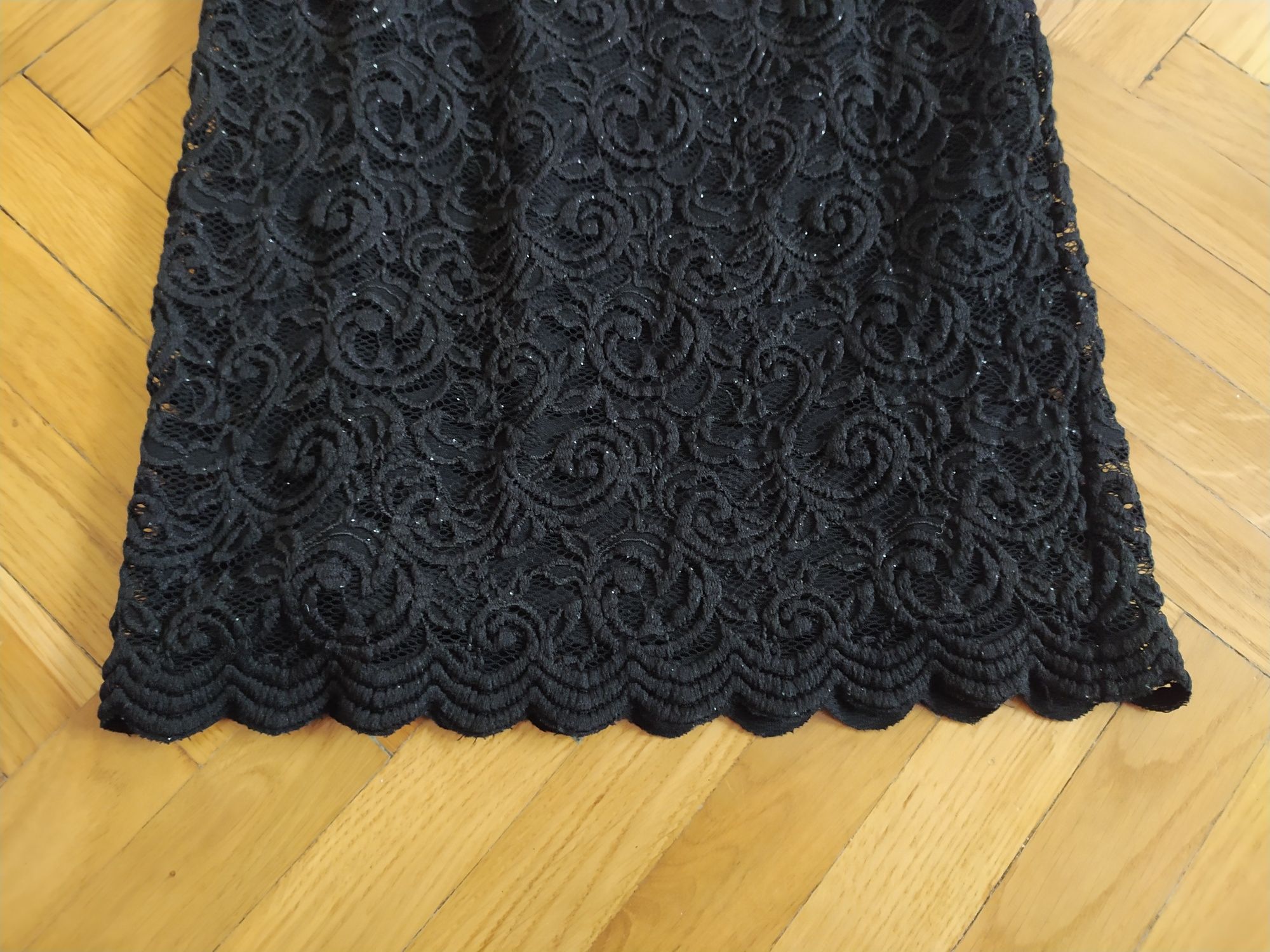 NOWA czarna elegancka połyskująca koronkowa sukienka Orsay rozmiar 38
