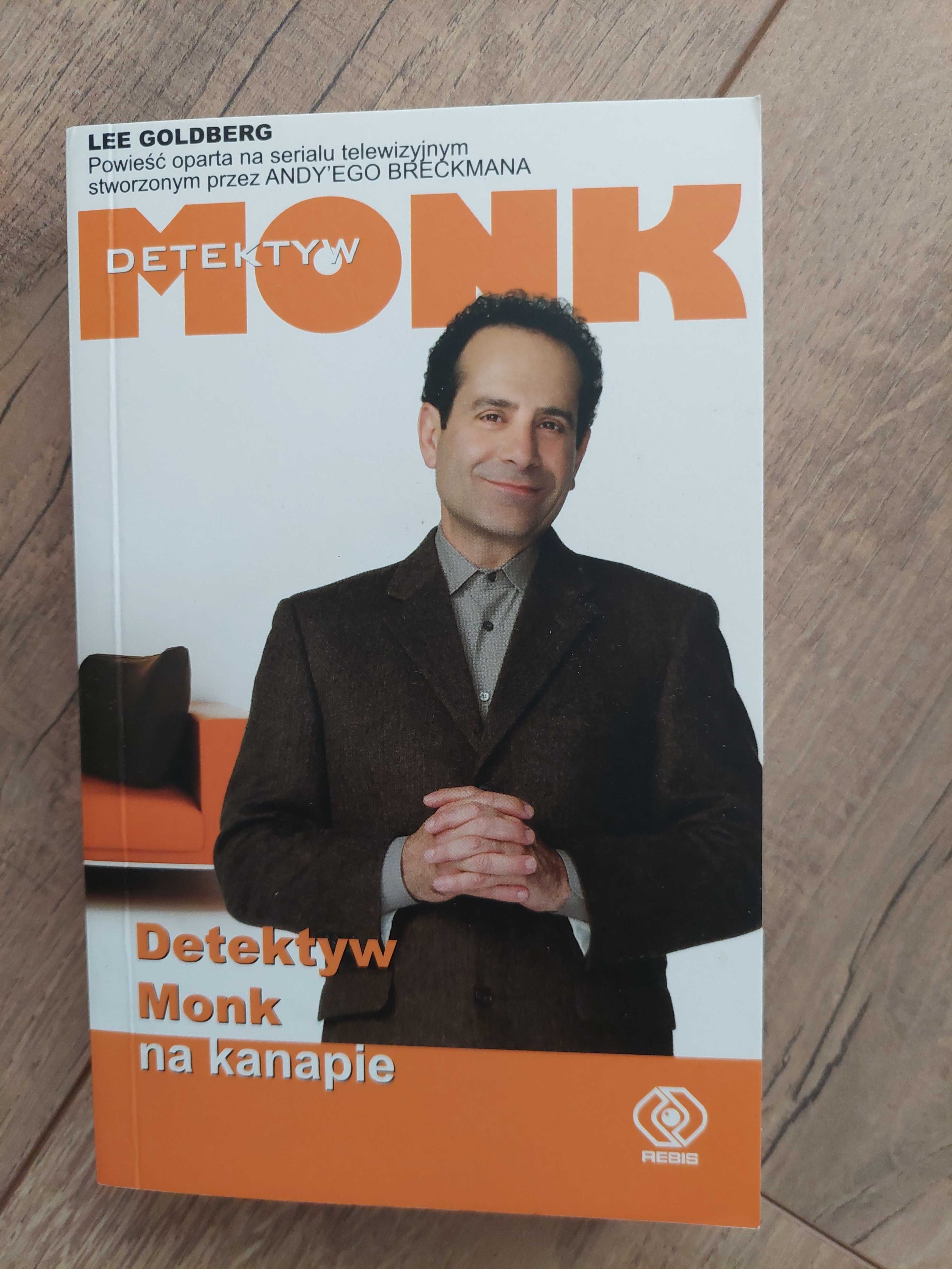 Detektyw Monk/Detektyw Monk na kanapie