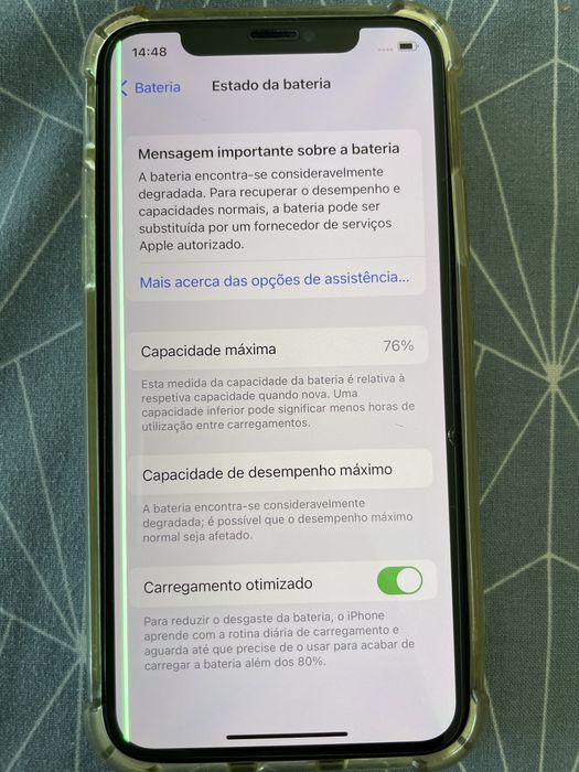 iPhone X bem estimado