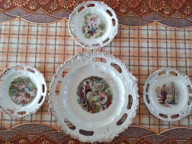 Тарілки старовинні  сюжетні