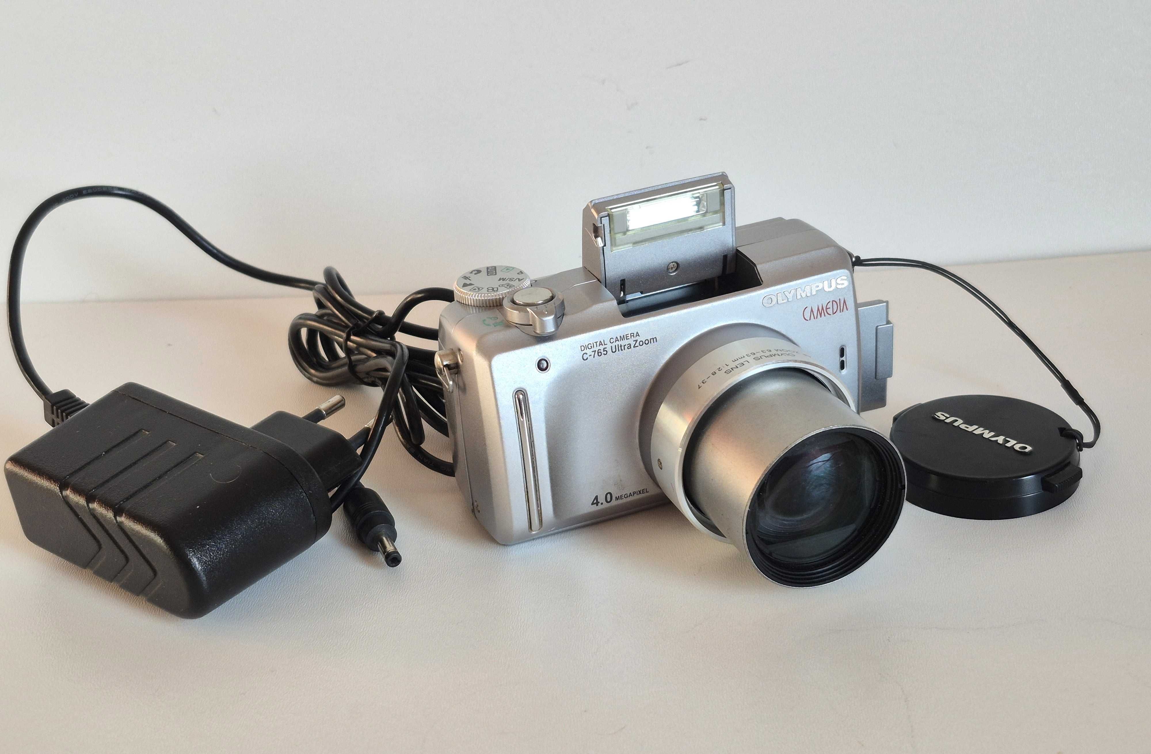 Винтажная цифровая камера Olympus Camedia C-765, 4.0 MP