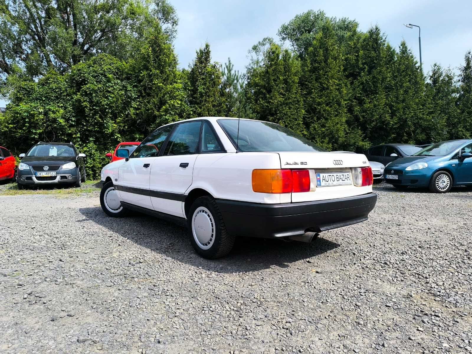 Audi 80 1.8B • 1988r • Zdrowe • Zadbane • Wielosezon • Czarne tablice