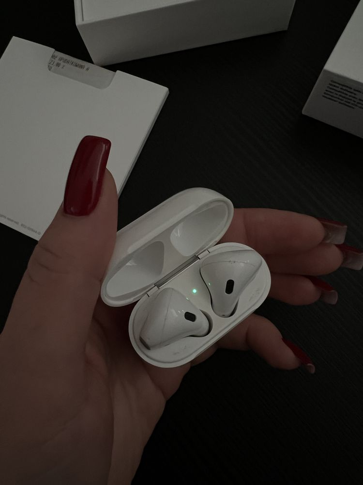 AirPods słuchawki