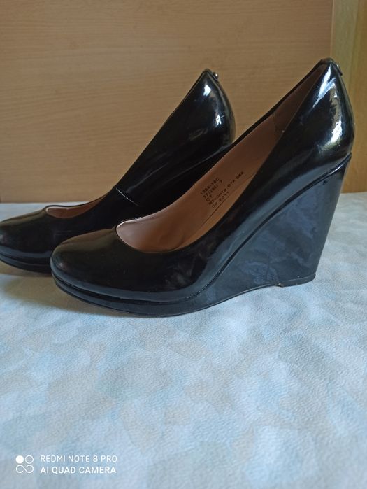 Туфли женские (37 р.)