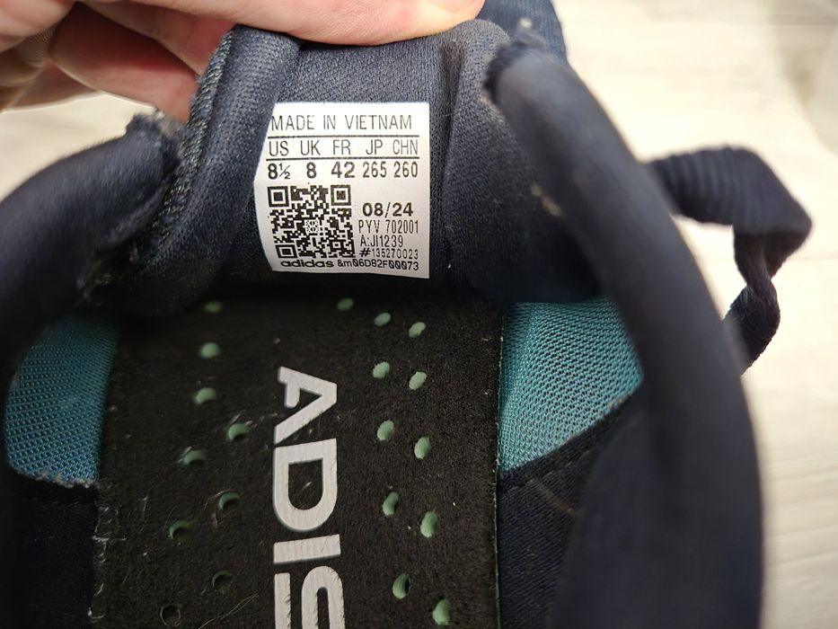 Buty męskie do biegania Adidas Adistar rozmiar 42.