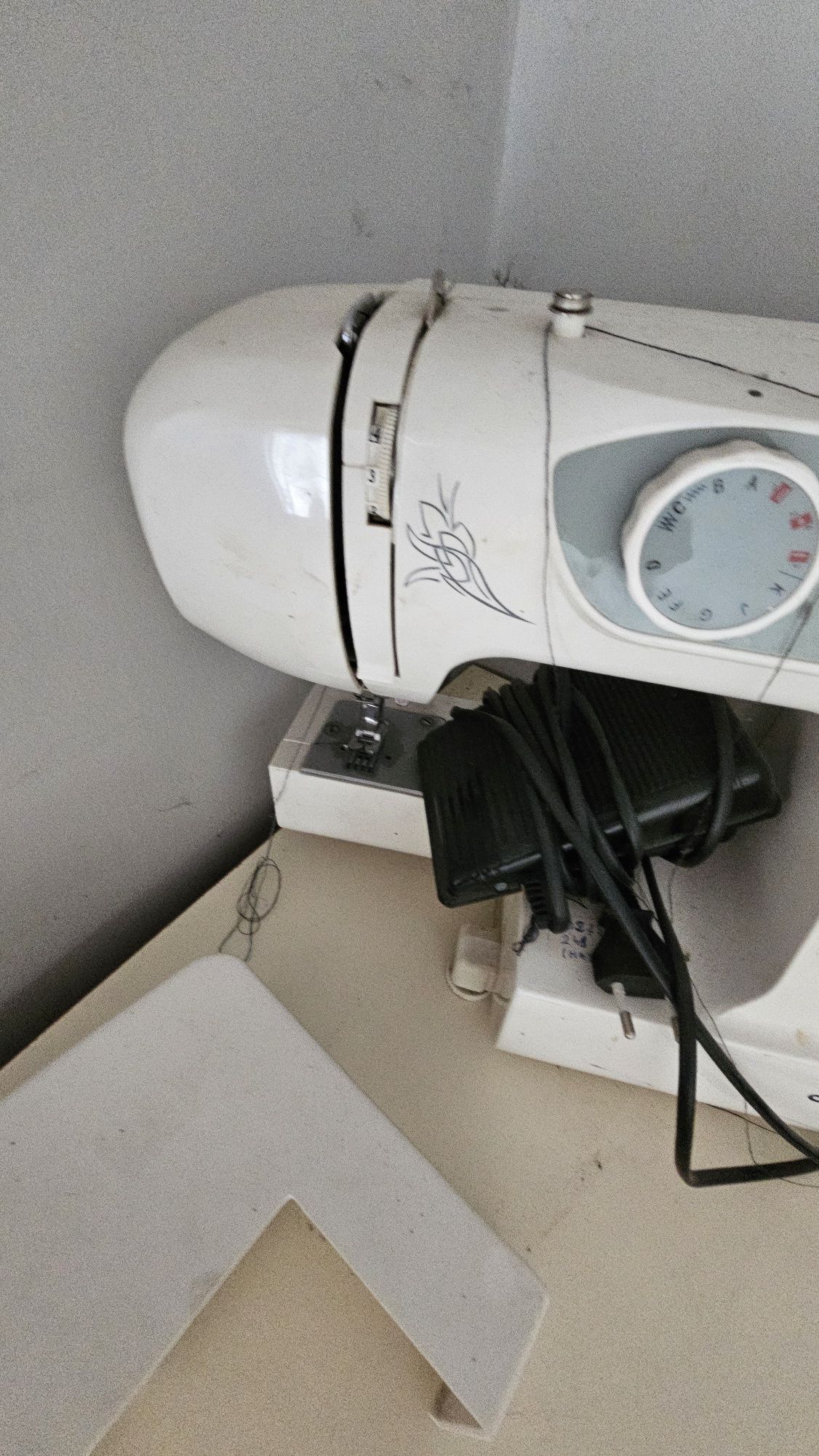 MASZYNA DO SZYCIA domowa mechaniczna solidna Łucznik Ewa