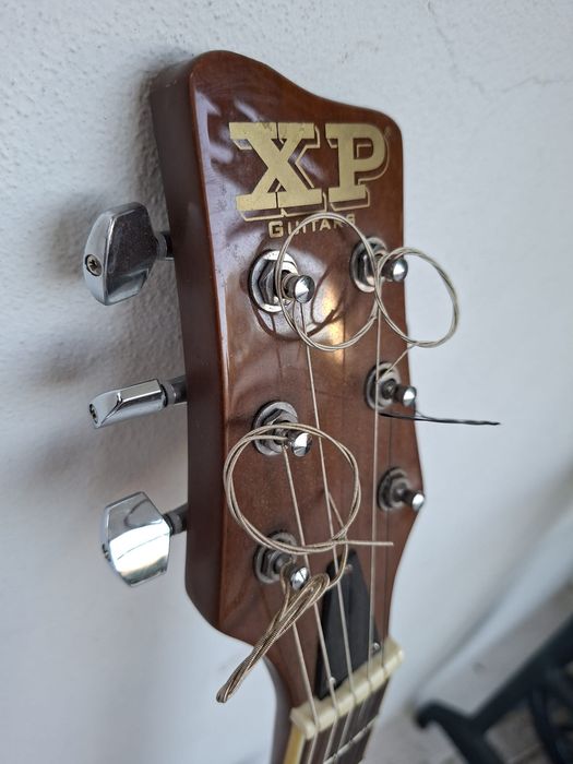 Guitarra XP AG450