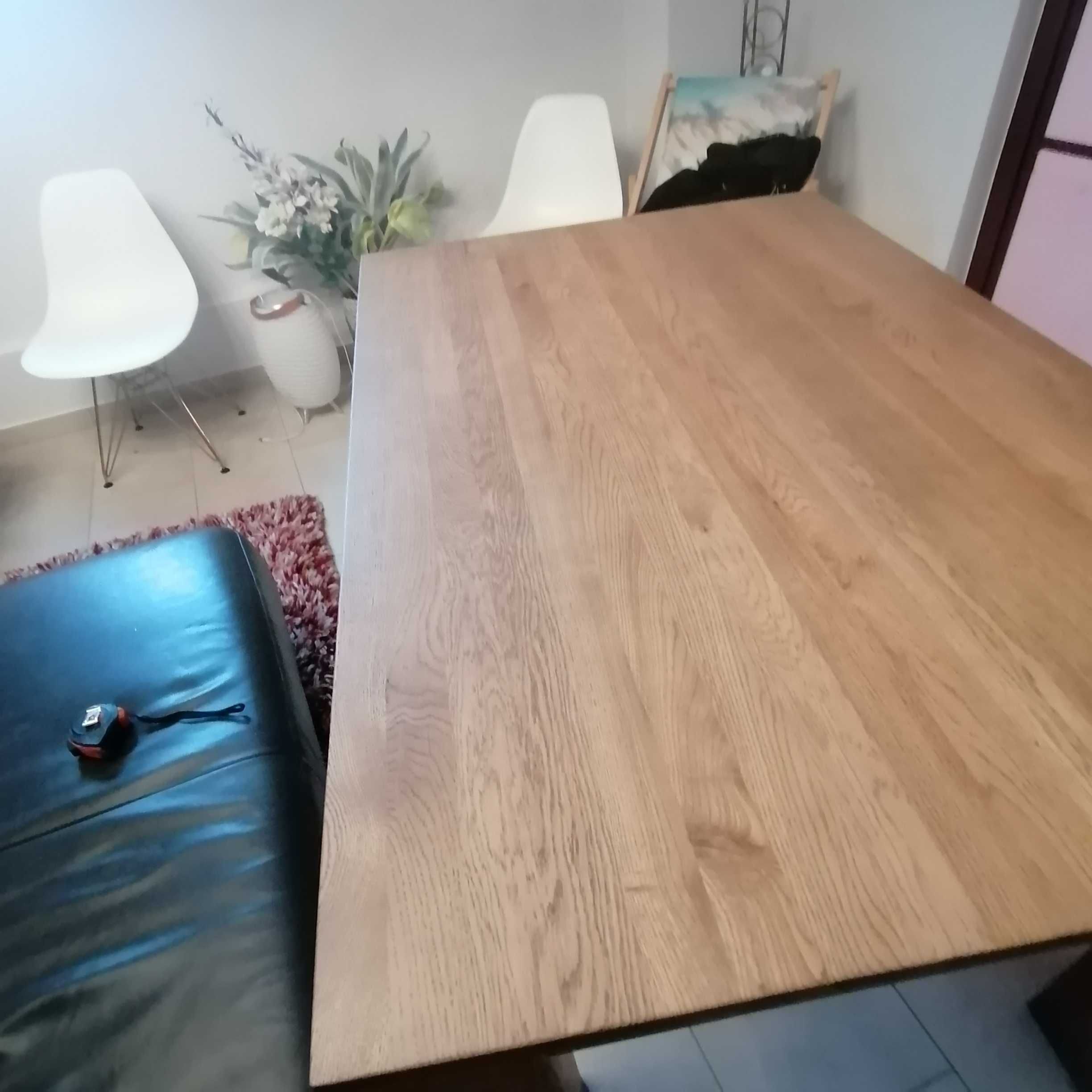 Stół dębowy z litego drewna