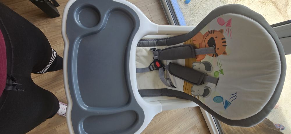 Krzesełko do karmienia 2w1