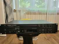 Odtwarzacz studyjny CD/MP3  Tascam CD200 SB