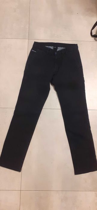 Spodnie czarne roz M / 32