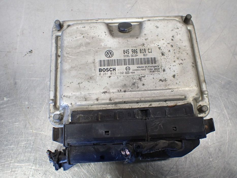 KOMPUTER SILNIKA SKODA ROOMSTER PREMIA 1.4 045906019CJ