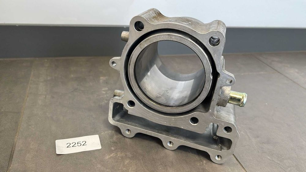 Cylinder Kymco MXU 500. 550 Xciting 500 [2252]