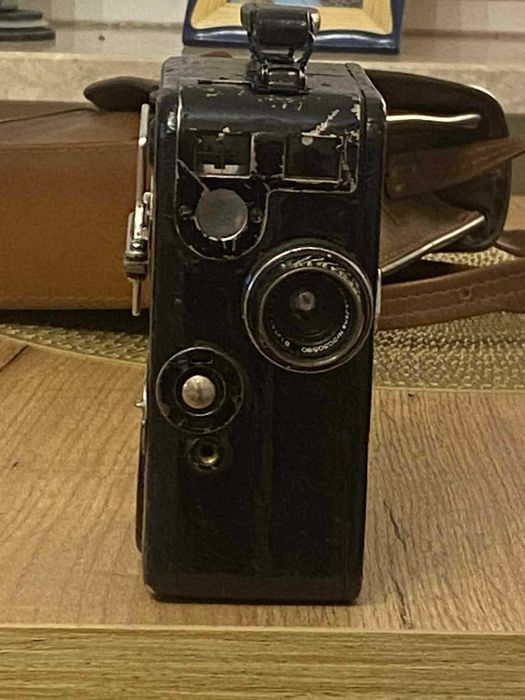 Kamera filmowa Nizo 8E to