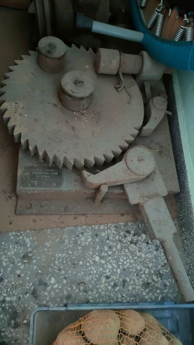 Giętarka do prętów zbrojeniowych drutu fi 32mm