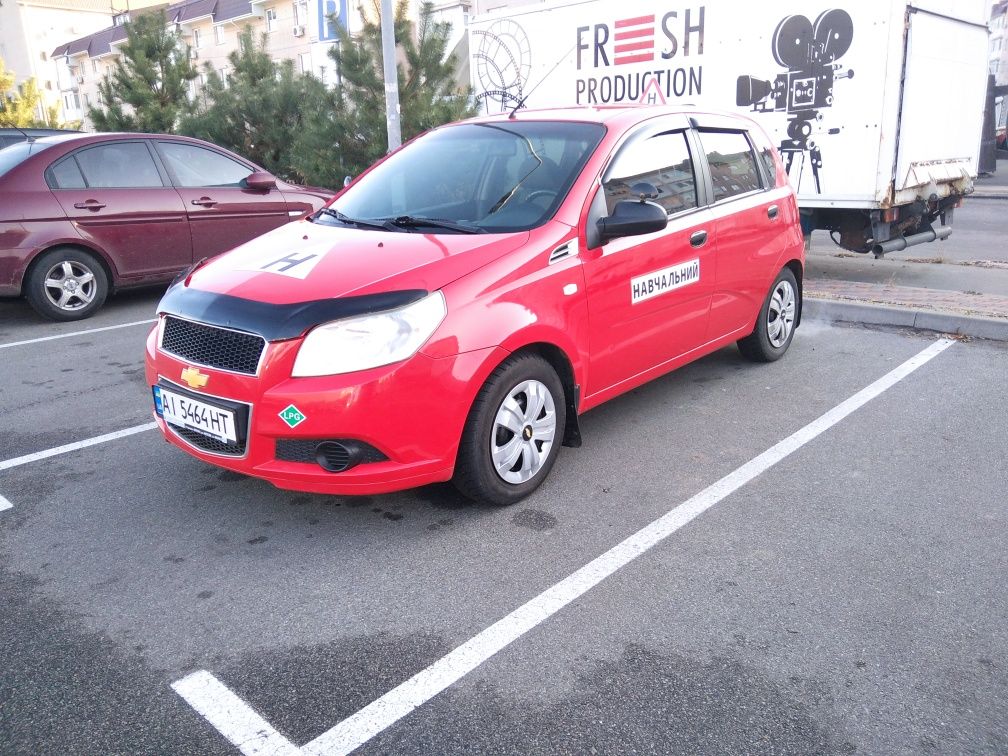 Навчальний Продам chevrolet aveо