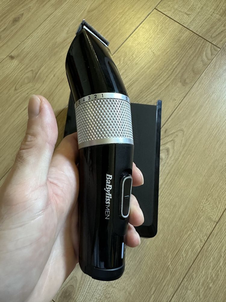 Машинка для стрижки,трімер для бороди babyliss