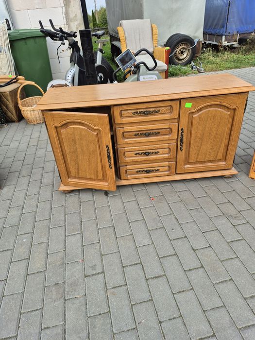 Niska komoda dębowa