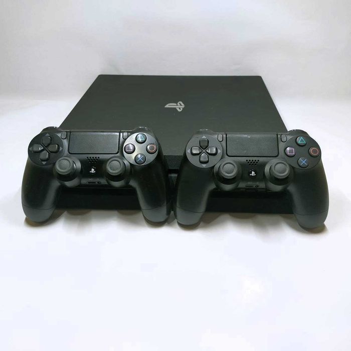 PlayStation 4 PRO версія 12.00 HEN у відмінному стані