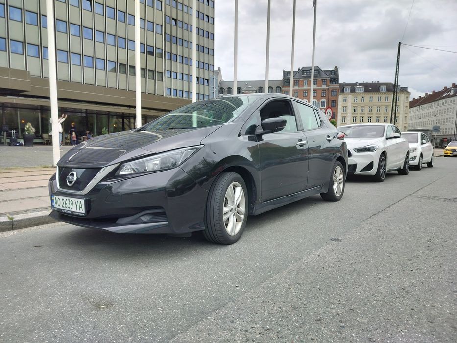 Продаю Nissan Leaf 2 40кВт