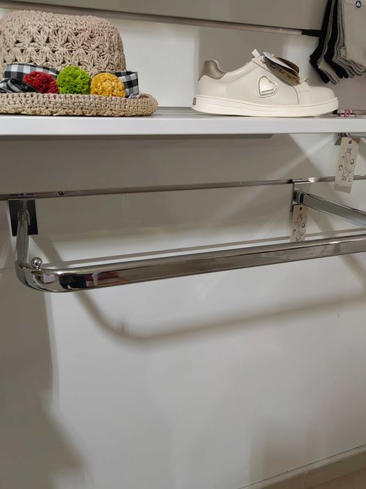 Suporte para roupa para lojas