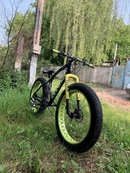 Велосипед фетбайк.