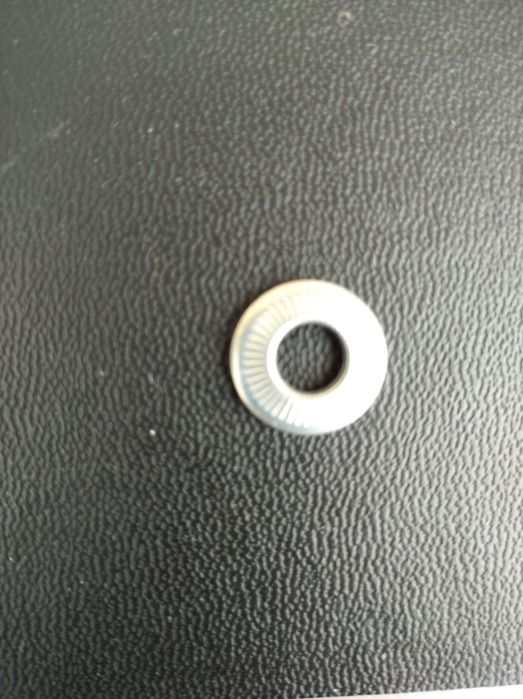 Шайба крепёжная. Внутренний диаметр 6мм. Наружный 14мм. 5 кг.