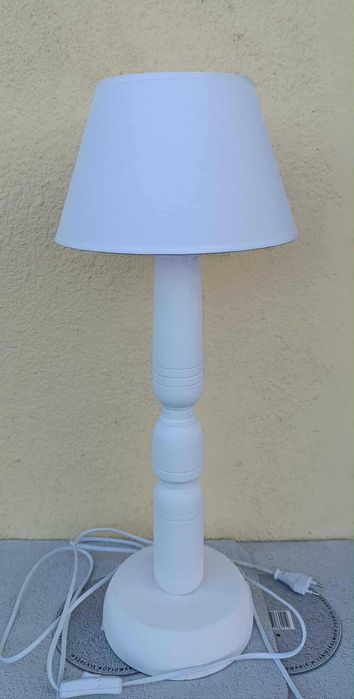 Lampa Ręcznie wykonana z drewna bukowego styl klasyczny