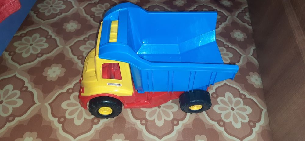 Большие детские машины