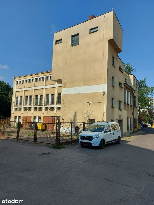 Budynek biurowo-warsztatowy ul. Maczka 16a