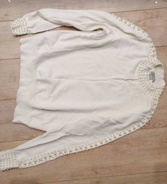 Sweter z perełkami damski H&M
