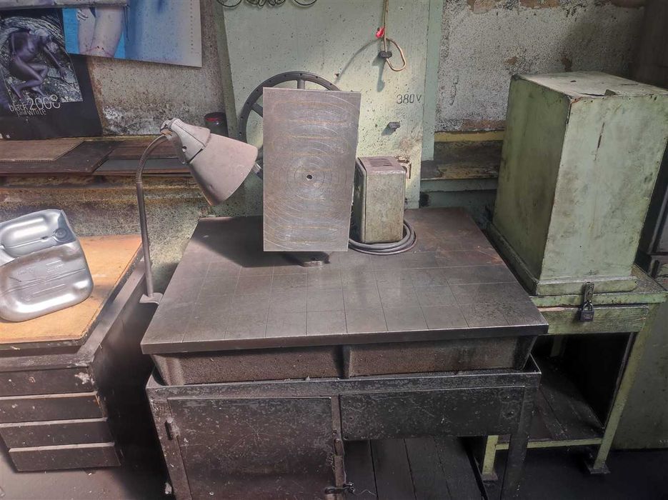 Stół traserski z płyta magnetyczną NAREX PE-3 + stół warsztatowy