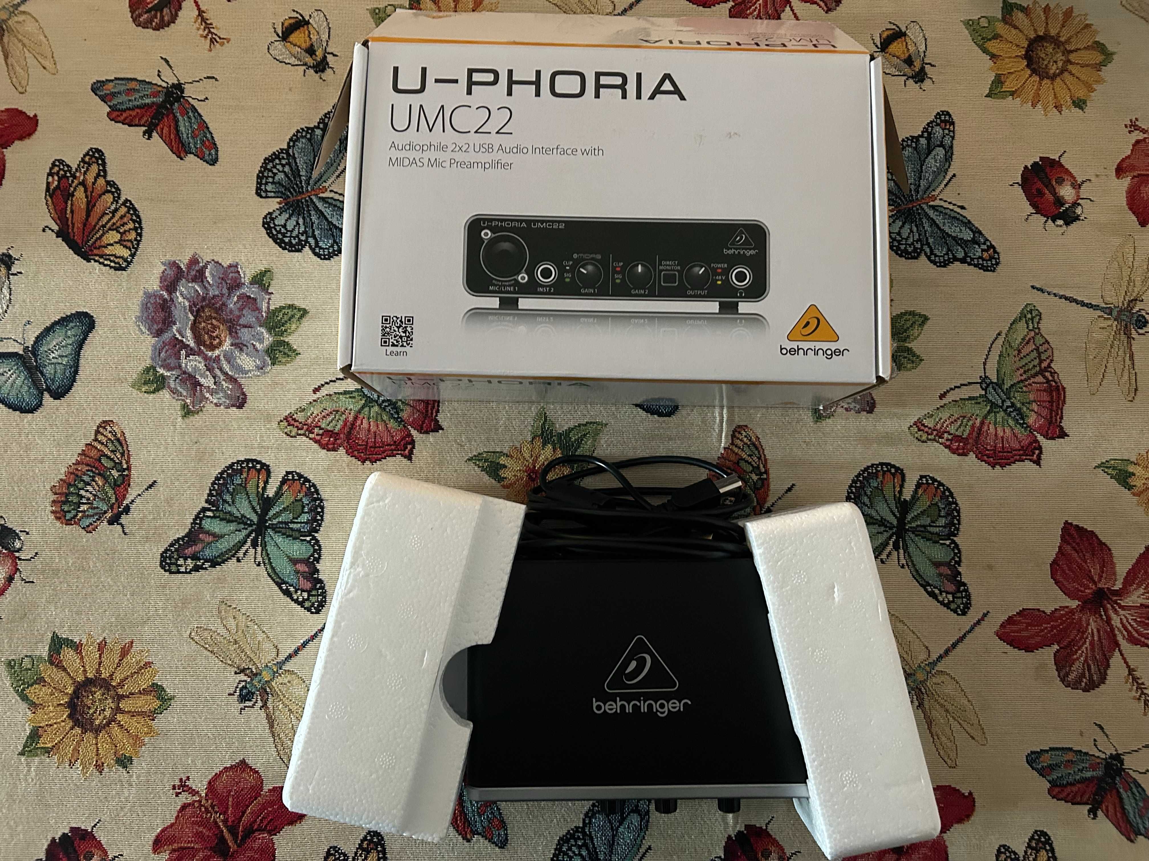 Behringer U-Phoria UMC22