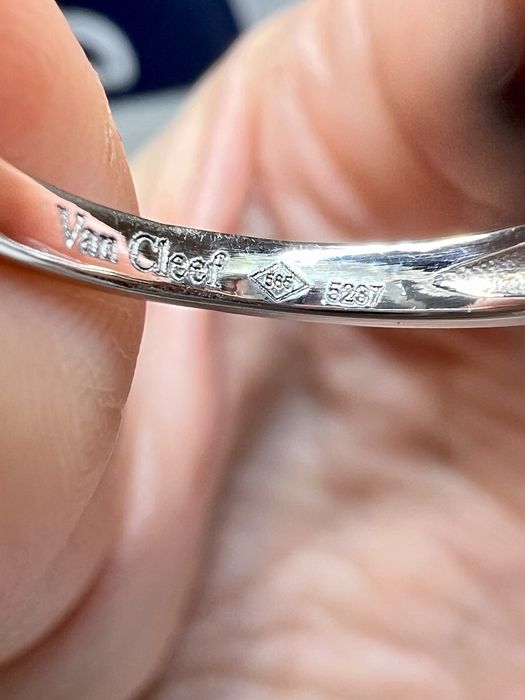 Золотой набор с ониксом в стиле Van Cleef Ван Клиф