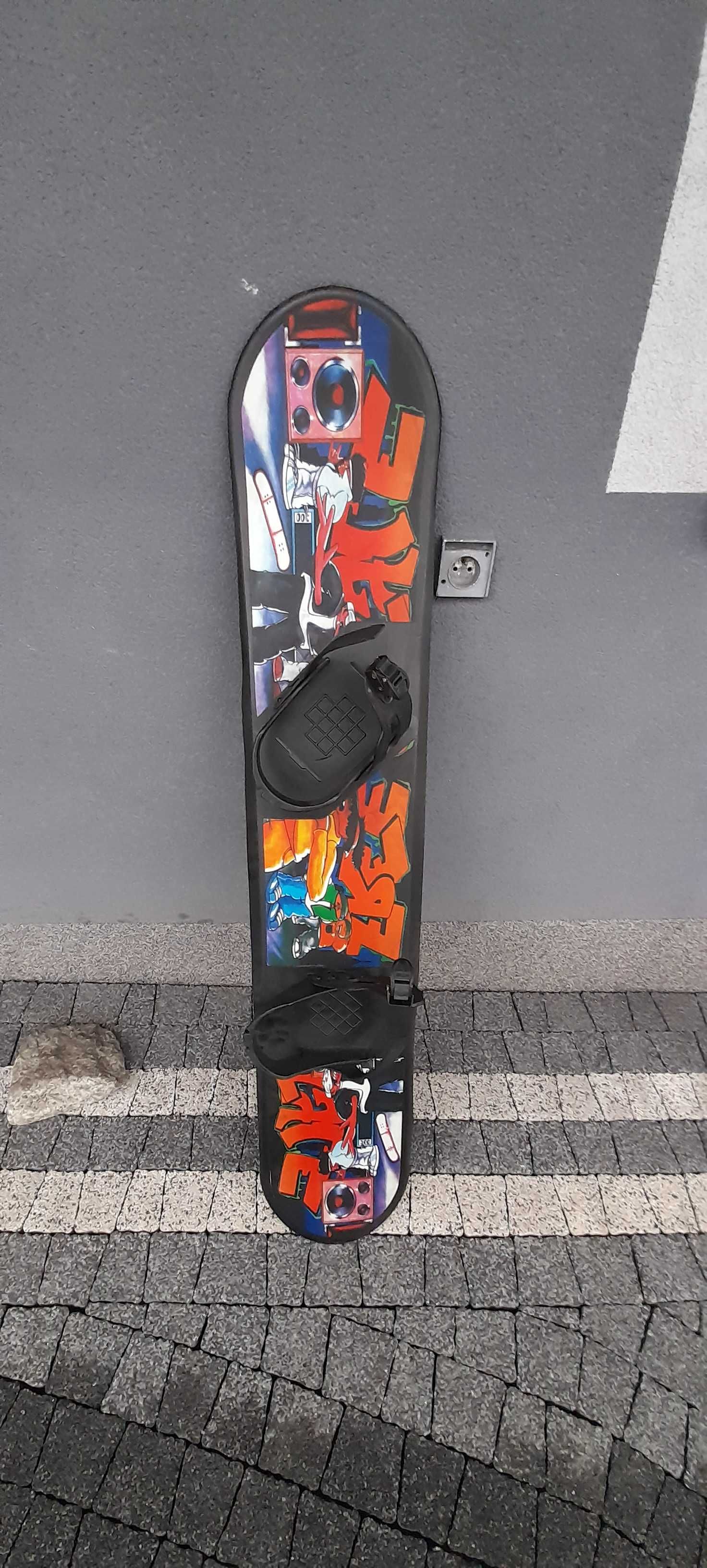 Deska snowboardowa 130 cm