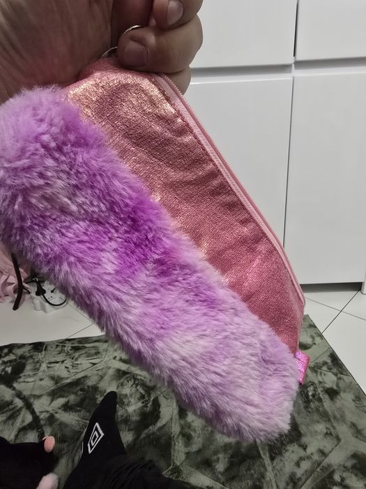 Piórnik na przybory szkolne