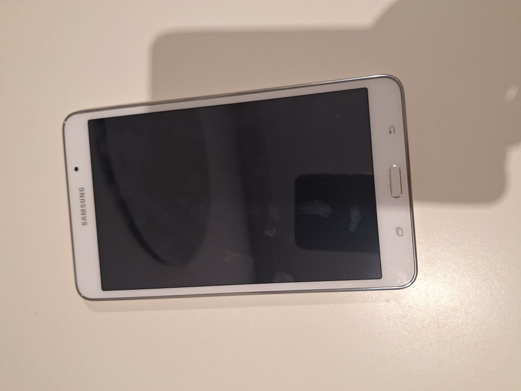 Tablet Samsung SM-T230