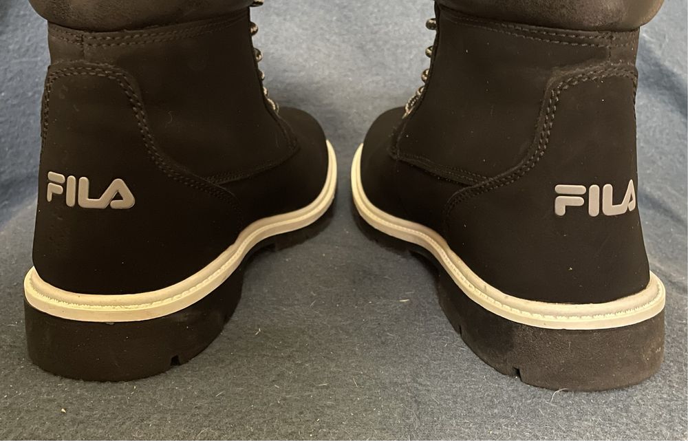 Кожанные нубук ботинки Fila. Оригинал. Размер 39. Тракторная подошва.