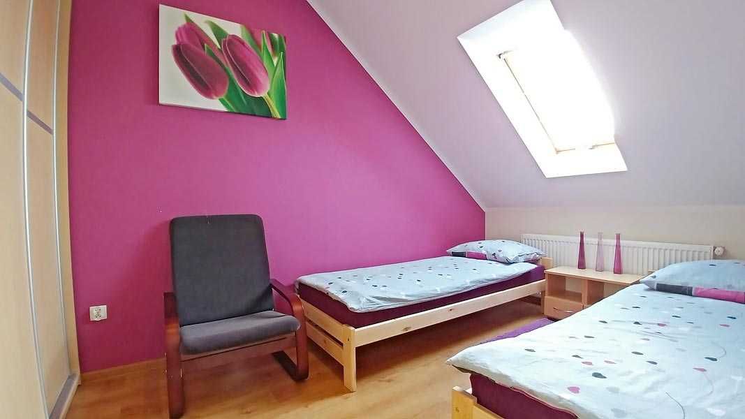 Largo. Apartament ,studio i pokoje z łazienkami.